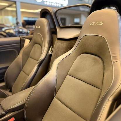 PORSCHE-718-2023