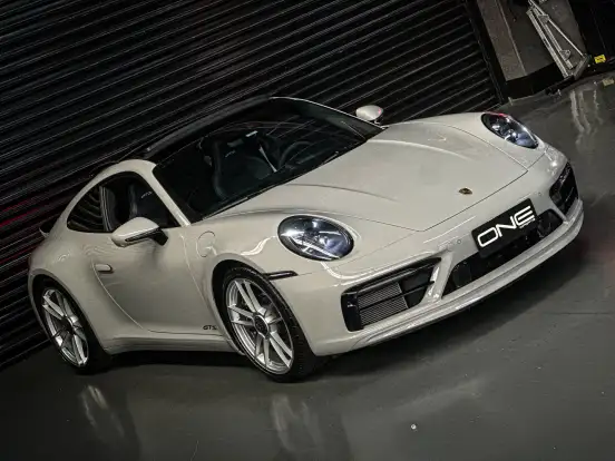 PORSCHE-911-3.0 24V H6 GASOLINA CARRERA GTS PDK PORSCHE-911-2024