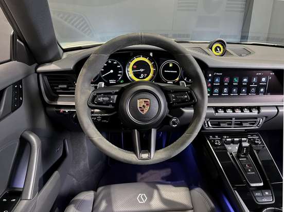 PORSCHE-911-2022
