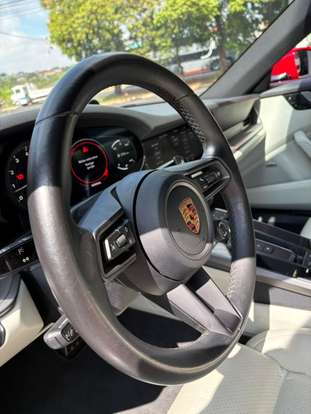 PORSCHE-911-2020