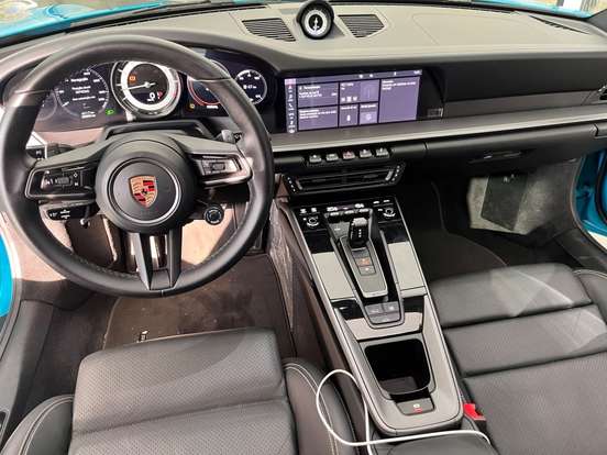 PORSCHE-911-2019