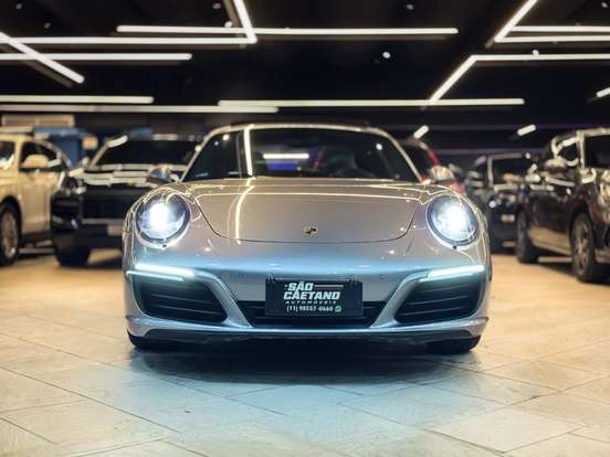 PORSCHE-911-2016