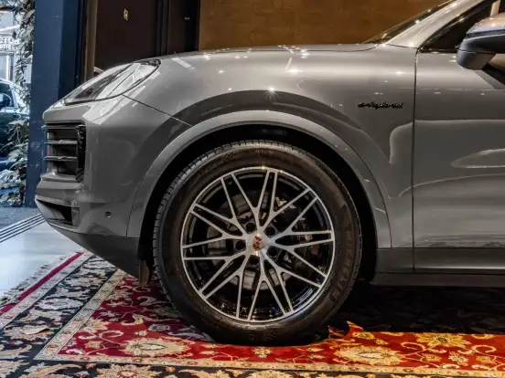 PORSCHE-CAYENNE-3.0 V6 E-HYBRID COUPÉ AWD TIPTRONIC S PORSCHE-CAYENNE-2024