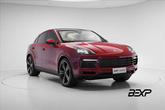 PORSCHE-CAYENNE-2021