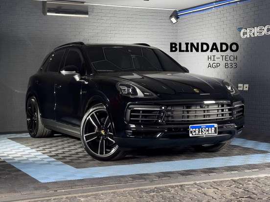 PORSCHE-CAYENNE-2022