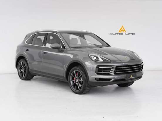 PORSCHE-CAYENNE-2018