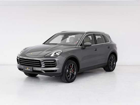 PORSCHE-CAYENNE-2018