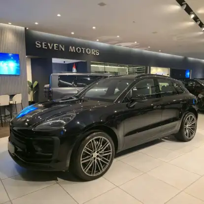 PORSCHE-MACAN-2023
