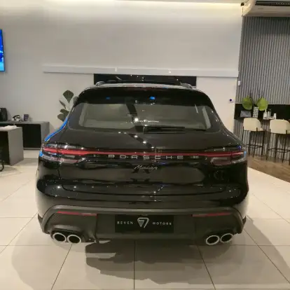 PORSCHE-MACAN-2023
