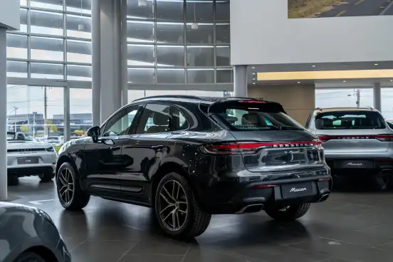 PORSCHE-MACAN-2026