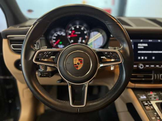 PORSCHE-MACAN-2019