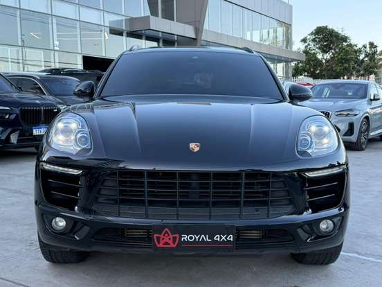 PORSCHE-MACAN-2018