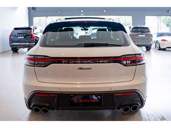 PORSCHE-MACAN-2024