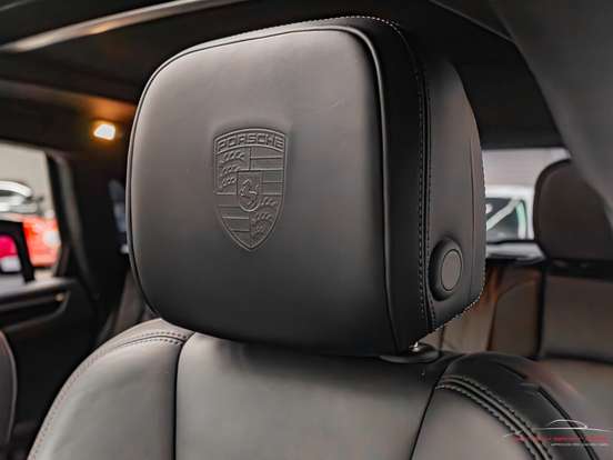 PORSCHE-MACAN-2019