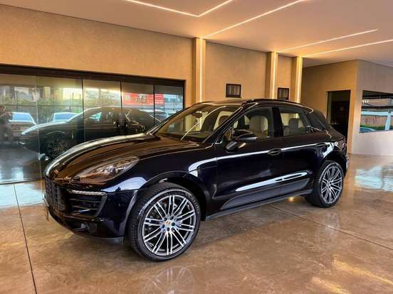 PORSCHE-MACAN-2017