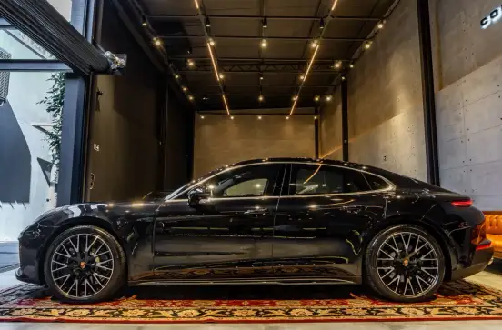 PORSCHE-PANAMERA-2025