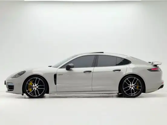 PORSCHE-PANAMERA-4.0 V8 E-HYBRID TURBO S PDK PORSCHE-PANAMERA-2023