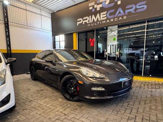 PORSCHE-PANAMERA-2010