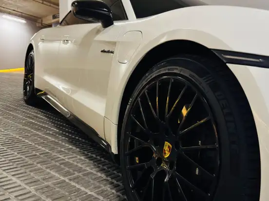 PORSCHE-TAYCAN-ELÉTRICO PORSCHE-TAYCAN-2021