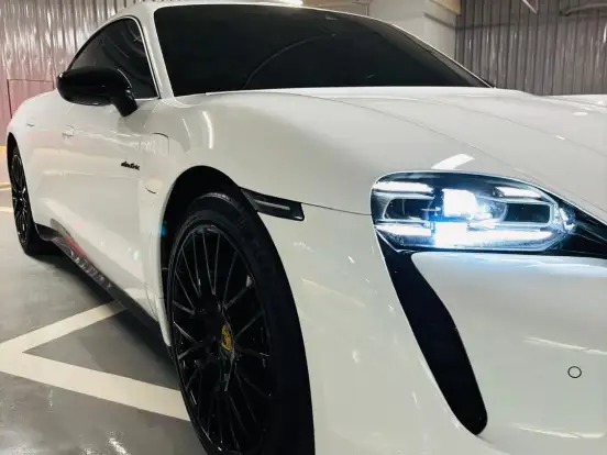 PORSCHE-TAYCAN-ELÉTRICO PORSCHE-TAYCAN-2021