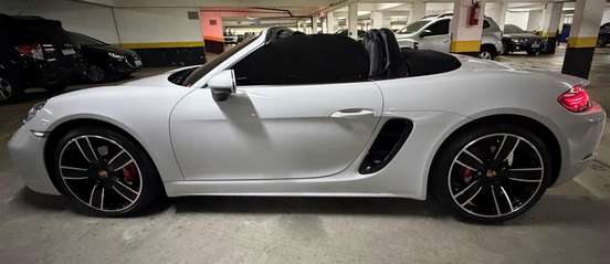 PORSCHE-718-2023