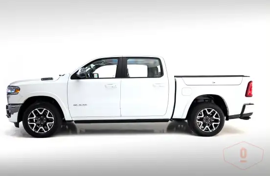 RAM-1500-3.0 HURRICANE 6 BITURBO GASOLINA LARAMIE CD 4X4 AUTOMÁTICO RAM-1500-2024