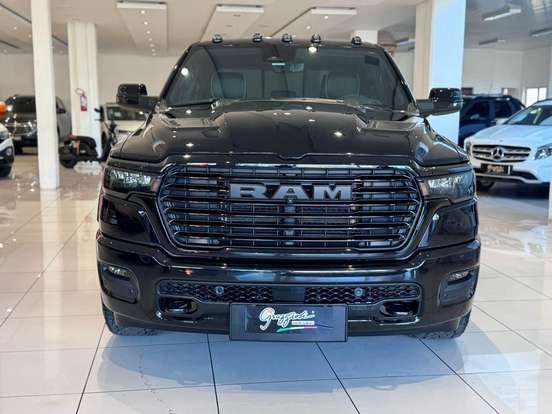 RAM-1500-3.0 HURRICANE 6 BITURBO GASOLINA LARAMIE NIGHT EDITION CD 4X4 AUTOMÁTICO RAM-1500-2025