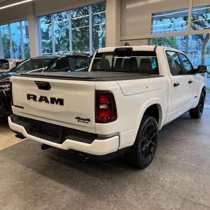 RAM-1500-3.0 HURRICANE 6 BITURBO GASOLINA LARAMIE NIGHT EDITION CD 4X4 AUTOMÁTICO RAM-1500-2026