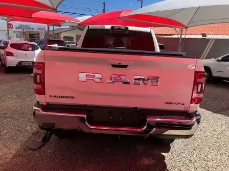 RAM-2500-6.7 I6 TURBO DIESEL LARAMIE CD 4X4 AUTOMÁTICO RAM-2500-2026