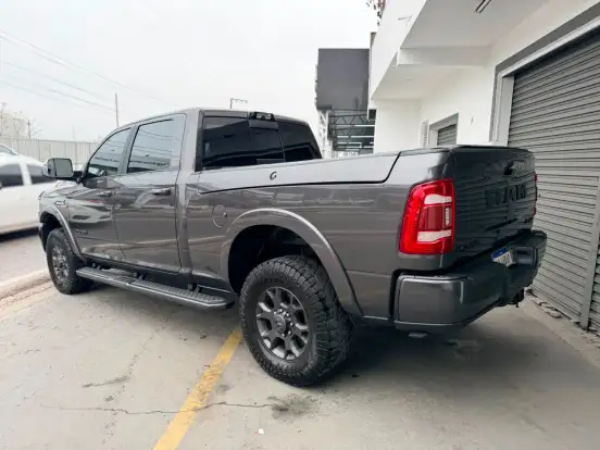 RAM-3500-6.7 I6 TURBO DIESEL LARAMIE CD 4X4 AUTOMÁTICO RAM-3500-2022