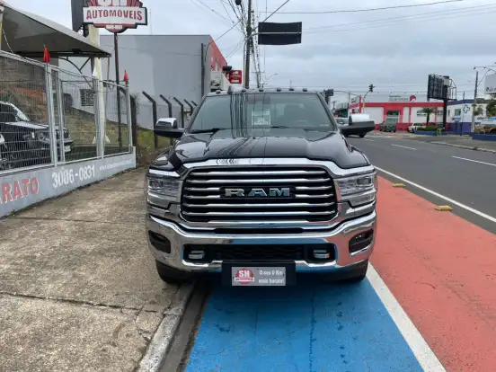 RAM-3500-6.7 I6 TURBO DIESEL LIMITED LONGHORN CD 4X4 AUTOMÁTICO RAM-3500-2022