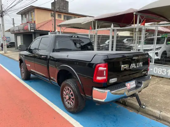 RAM-3500-6.7 I6 TURBO DIESEL LIMITED LONGHORN CD 4X4 AUTOMÁTICO RAM-3500-2022