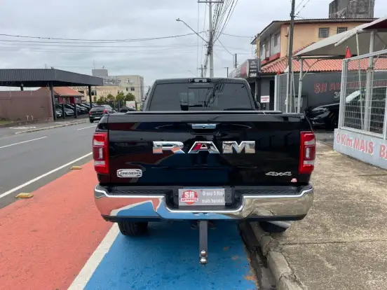 RAM-3500-6.7 I6 TURBO DIESEL LIMITED LONGHORN CD 4X4 AUTOMÁTICO RAM-3500-2022