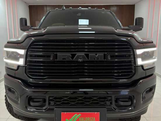 RAM-3500-6.7 I6 TURBO DIESEL LARAMIE NIGHT EDITION CD 4X4 AUTOMÁTICO RAM-3500-2022