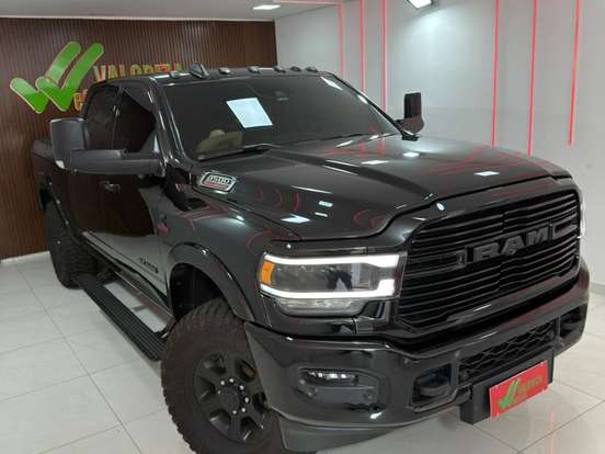 RAM-3500-6.7 I6 TURBO DIESEL LARAMIE NIGHT EDITION CD 4X4 AUTOMÁTICO RAM-3500-2022