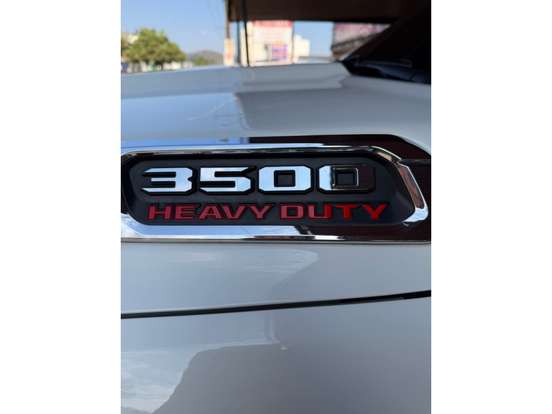RAM-3500-6.7 I6 TURBO DIESEL LIMITED LONGHORN CD 4X4 AUTOMÁTICO RAM-3500-2023