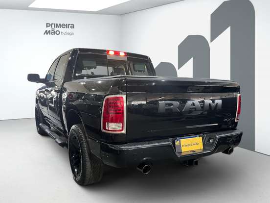 RAM-CLASSIC-5.7 V8 GASOLINA LARAMIE CD 4X4 AUTOMÁTICO RAM-CLASSIC-2022