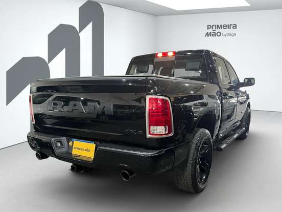 RAM-CLASSIC-5.7 V8 GASOLINA LARAMIE CD 4X4 AUTOMÁTICO RAM-CLASSIC-2022