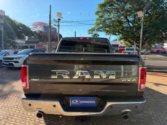 RAM-CLASSIC-5.7 V8 GASOLINA LARAMIE CD 4X4 AUTOMÁTICO RAM-CLASSIC-2023