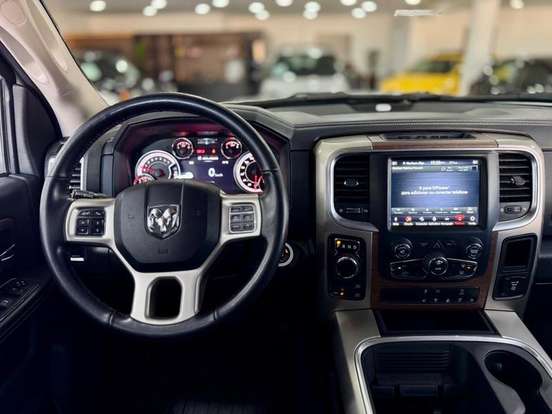 RAM-CLASSIC-5.7 V8 GASOLINA LARAMIE CD 4X4 AUTOMÁTICO RAM-CLASSIC-2022