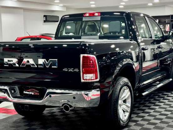 RAM-CLASSIC-5.7 V8 GASOLINA LARAMIE CD 4X4 AUTOMÁTICO RAM-CLASSIC-2022