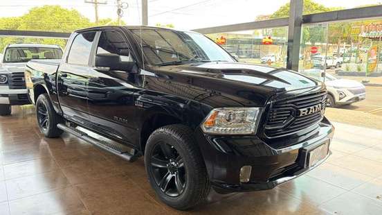 RAM-CLASSIC-5.7 V8 GASOLINA LARAMIE NIGHT EDITION CD 4X4 AUTOMÁTICO RAM-CLASSIC-2022