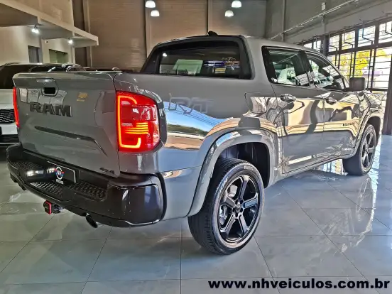 RAM-RAMPAGE-2.0 HURRICANE 4 TURBO GASOLINA R/T 4X4 AUTOMÁTICO RAM-RAMPAGE-2023