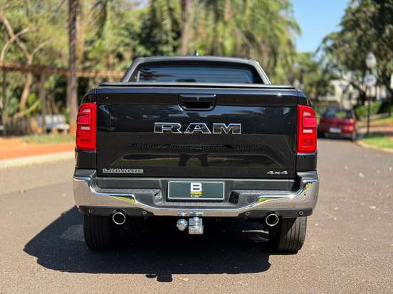 RAM-RAMPAGE-2.0 HURRICANE 4 TURBO GASOLINA LARAMIE 4X4 AUTOMÁTICO RAM-RAMPAGE-2023