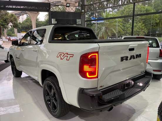 RAM-RAMPAGE-2.0 HURRICANE 4 TURBO GASOLINA R/T 4X4 AUTOMÁTICO RAM-RAMPAGE-2026