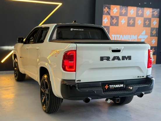 RAM-RAMPAGE-2.0 HURRICANE 4 TURBO GASOLINA R/T 4X4 AUTOMÁTICO RAM-RAMPAGE-2025