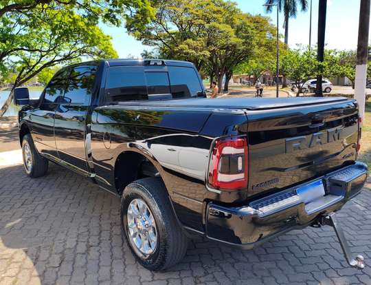 RAM-2500-6.7 I6 TURBO DIESEL LARAMIE CD 4X4 AUTOMÁTICO RAM-2500-2023