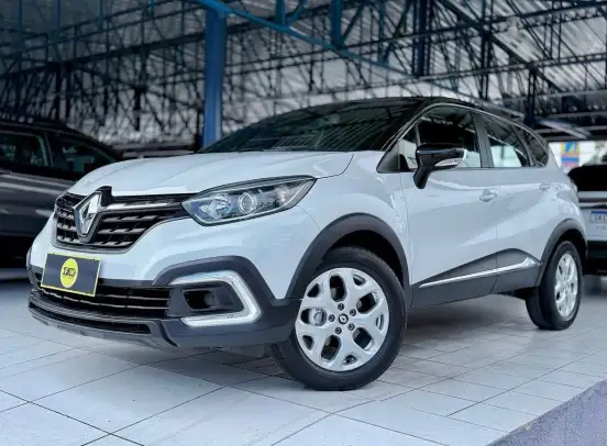 RENAULT-CAPTUR-2021