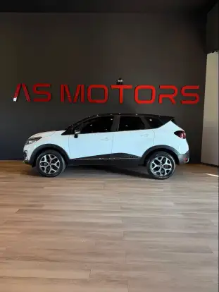 RENAULT-CAPTUR-2017