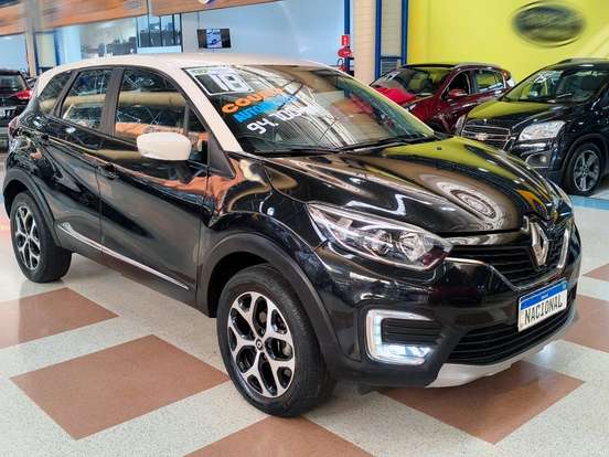 RENAULT-CAPTUR-2017